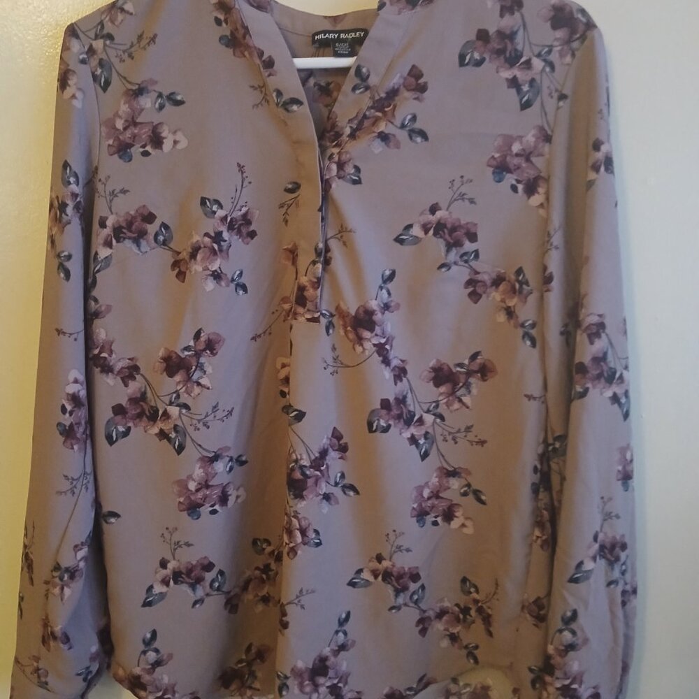 Hilary Radley women's floral print blouse Size small 100% polyester - Picture 2 of 6
